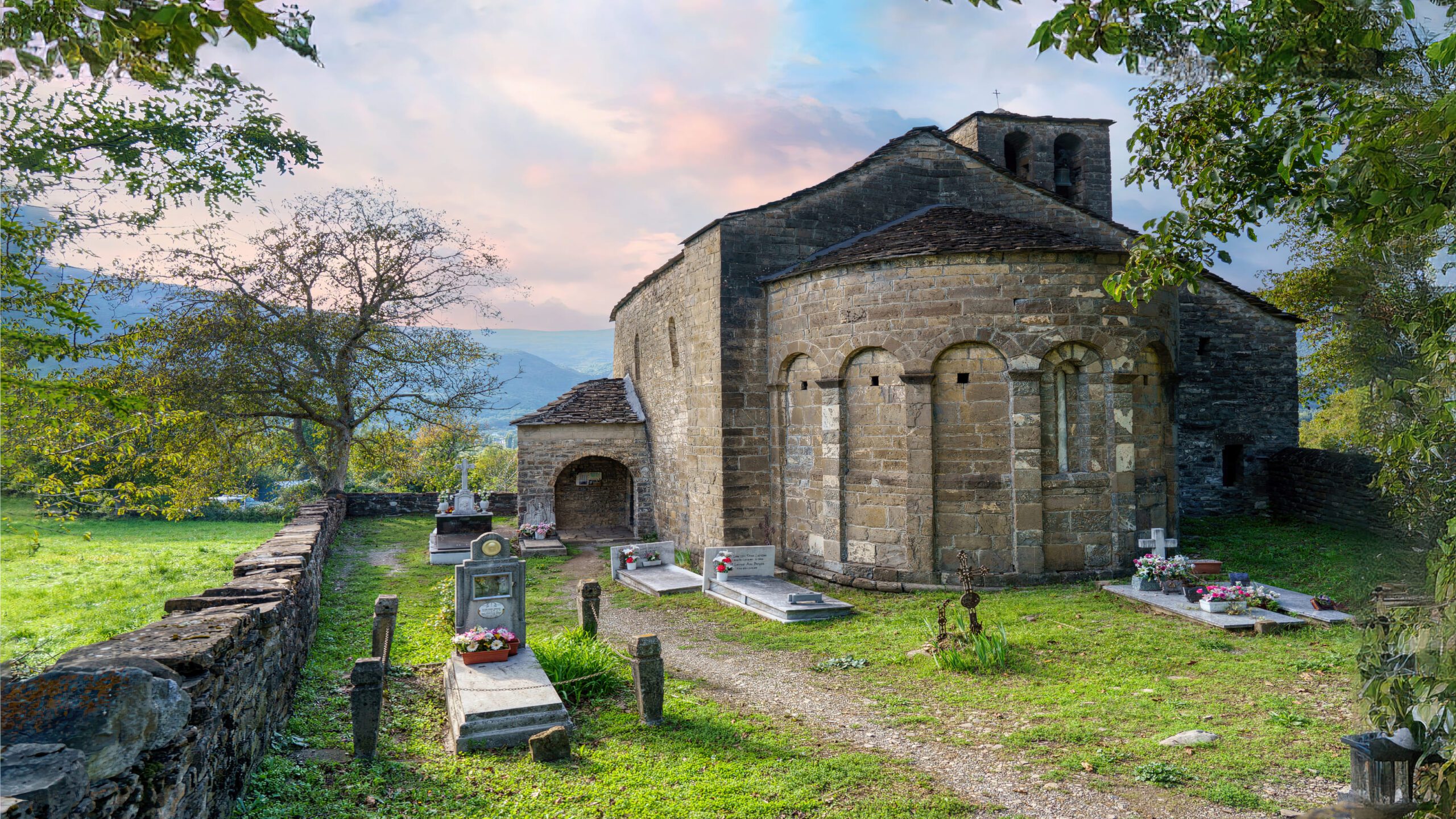 Iglesias de Serrablo